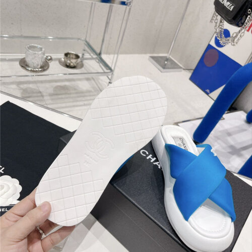 High Quality Luxury Chanel Cross Strap Slippers – Style 79686 product detail