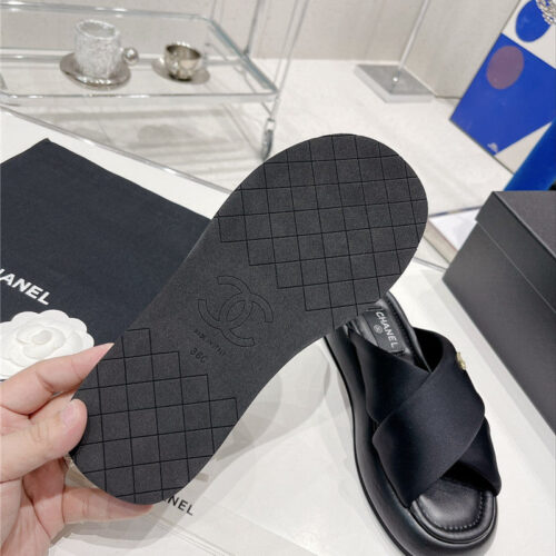 High Quality Luxury Chanel Cross Strap Slippers – Style 48614 product detail