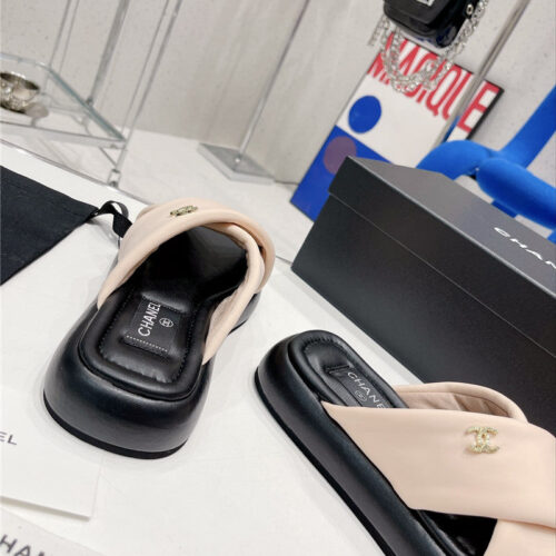 High Quality Luxury Chanel Cross Strap Slippers product detail