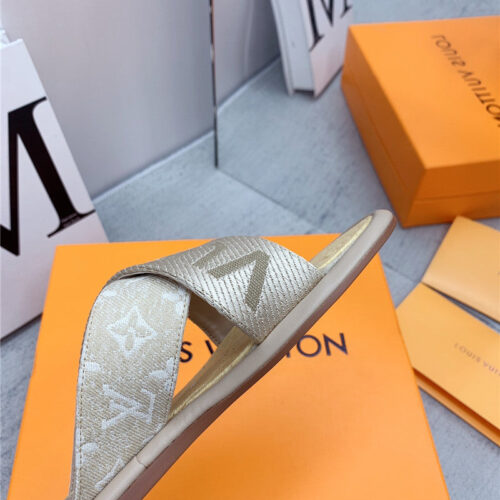 High Quality Luxury Louis Vuitton Denim Platform Slippers – Style 32067 product detail