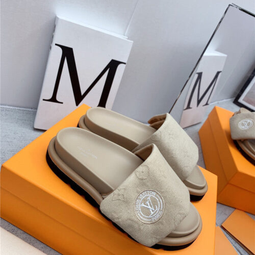High Quality Luxury Louis Vuitton Denim Platform Slippers