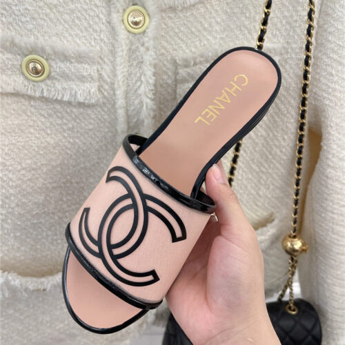 High Quality Luxury Chanel Classic Flat Logo Slippers – Style 55590 product detail