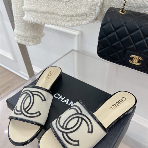 High Quality Luxury Chanel Classic Flat Logo Slippers product detail