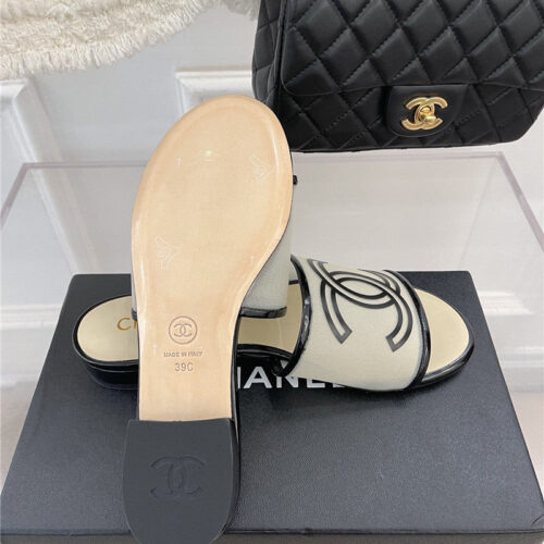 High Quality Luxury Chanel Classic Flat Logo Slippers product detail