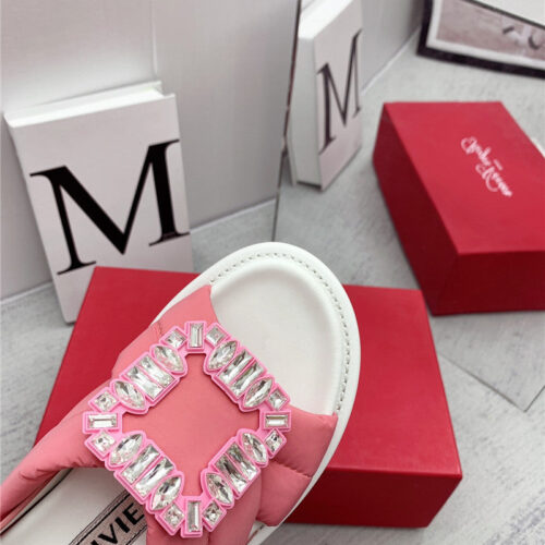 High Quality Luxury Roger Vivier Buckle Platform Sandals – Style 08980 product detail
