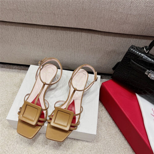 High Quality Luxury Roger Vivier Heels Sandals – Style 05524 product detail