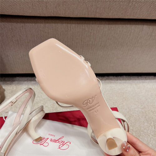 High Quality Luxury Roger Vivier Heels Sandals product detail