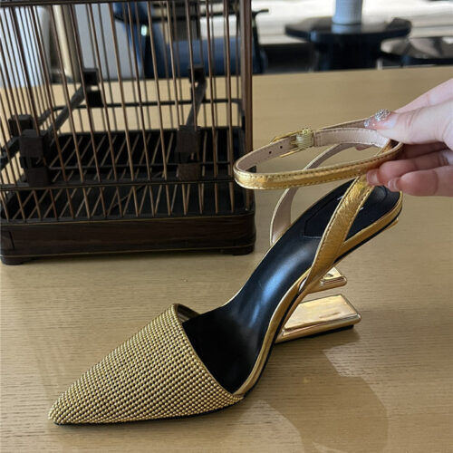 High Quality Luxury Fendi First Sandals product detail