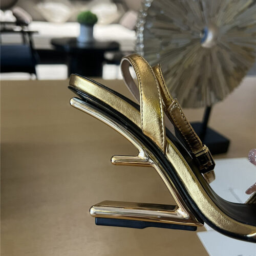 High Quality Luxury Fendi First Sandals product detail