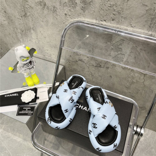 High Quality Luxury Chanel Bread Slippers – Style 98438 product detail