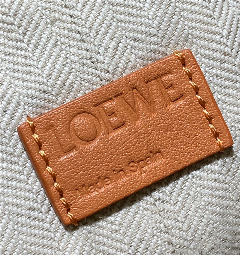 High Quality Luxury Loewe Paula Sailor Bag product detail
