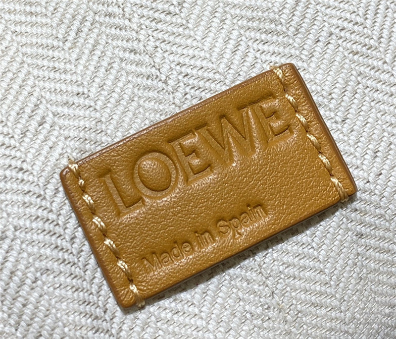 High Quality Luxury Loewe Paula Sailor Bag – Style 26565 product detail