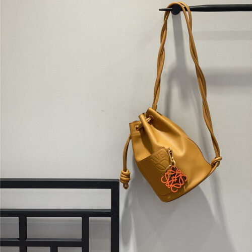 High Quality Luxury Loewe Paula Sailor Bag – Style 26565 product detail