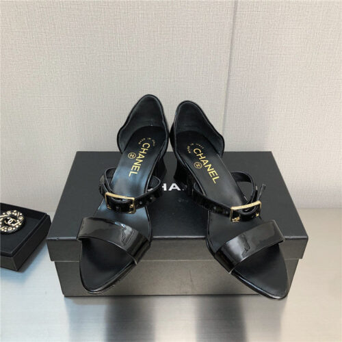 High Quality Luxury Chanel Chunky Heel Sandals – Style 77830 product detail