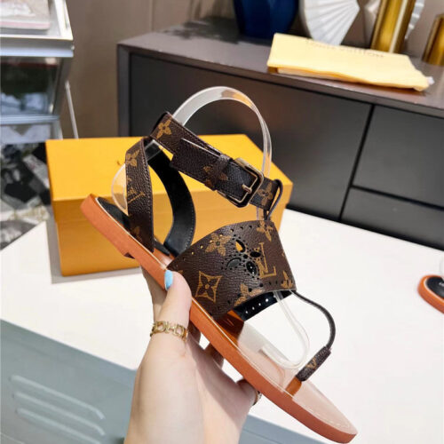 High Quality Luxury Louis Vuitton Lock It Flat Mules Sandals product detail