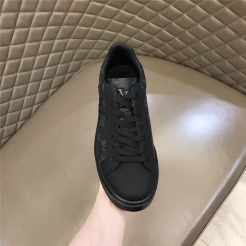 High Quality Luxury Louis Vuitton Mens Time Out Sneakers product detail