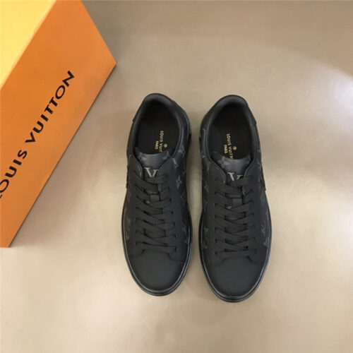 High Quality Luxury Louis Vuitton Mens Time Out Sneakers product detail