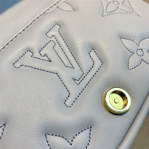 High Quality Luxury Louis Vuitton Bubblegram Wallet On Strap Bag – Style 47515 product detail