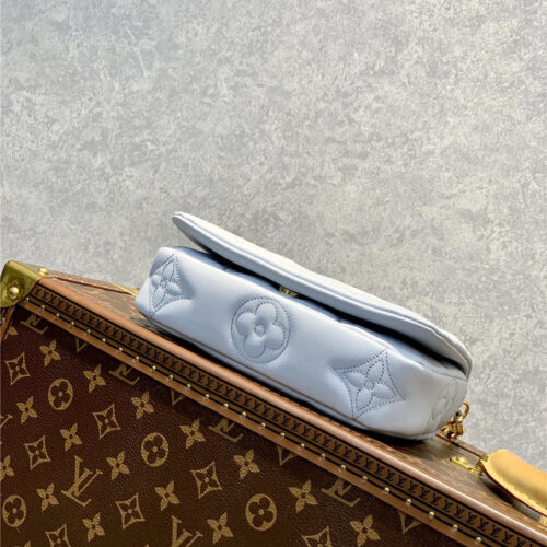 High Quality Luxury Louis Vuitton Bubblegram Wallet On Strap Bag – Style 47515 product detail