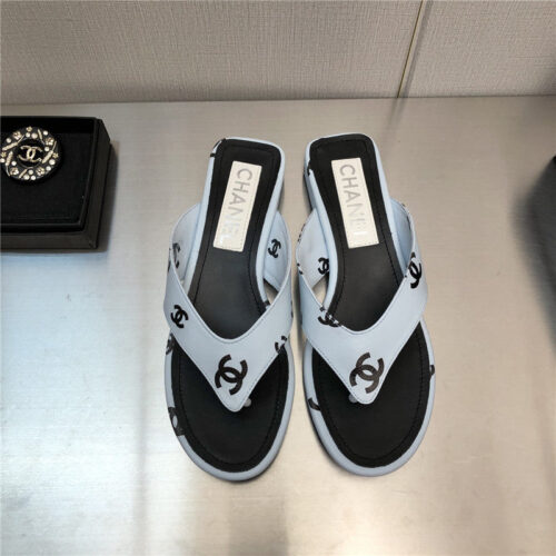 High Quality Luxury Chanel Logo Slippers Womens – Style 53894 alternate view