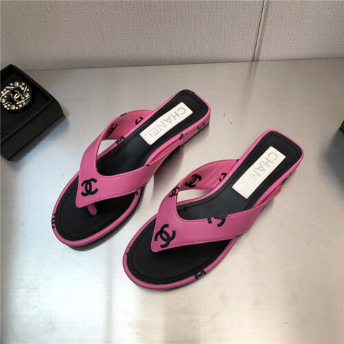 High Quality Luxury Chanel Logo Slippers Womens product detail