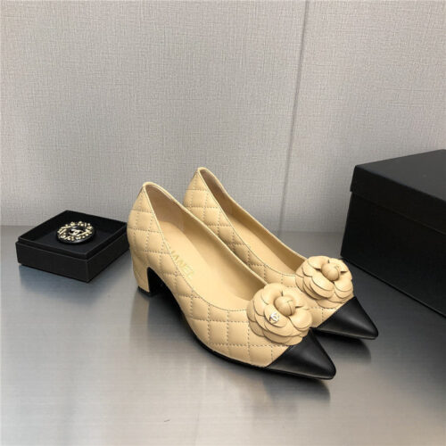 High Quality Luxury Chanel Chunky Heel Pointed Toe Shoes – Style 84070