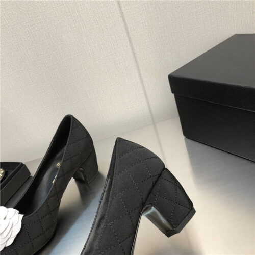 High Quality Luxury Chanel Chunky Heel Pointed Toe Shoes – Style 52998 product detail