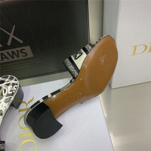 High Quality Luxury Dior Dway Heeled Slide product detail