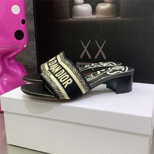 High Quality Luxury Dior Dway Heeled Slide – Style 89478 product detail
