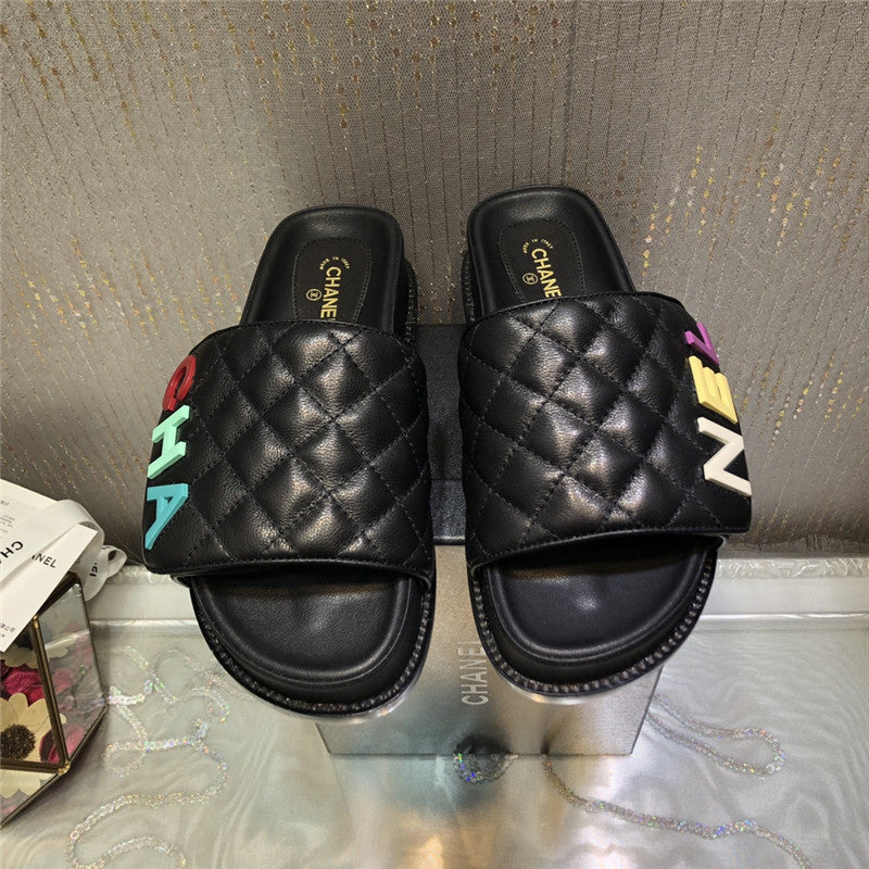 High Quality Luxury Chanel Embroidery Thick Bottom Hook And Loop Slippers – Style 77862 product detail