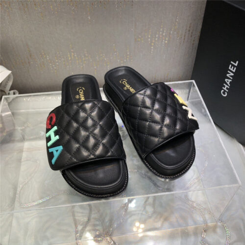 High Quality Luxury Chanel Embroidery Thick Bottom Hook And Loop Slippers – Style 77862 product detail