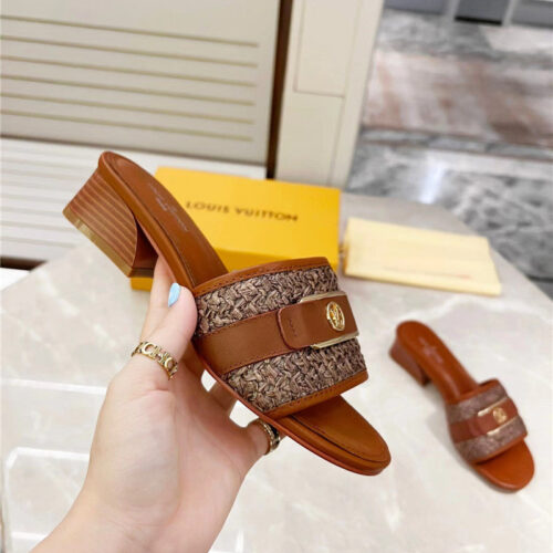 High Quality Luxury Louis Vuitton Chunky Heel Slippers – Style 24803 product detail