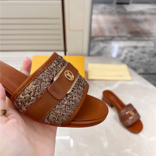 High Quality Luxury Louis Vuitton Chunky Heel Slippers – Style 24803 product detail