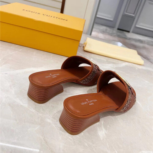 High Quality Luxury Louis Vuitton Chunky Heel Slippers – Style 24803 product detail
