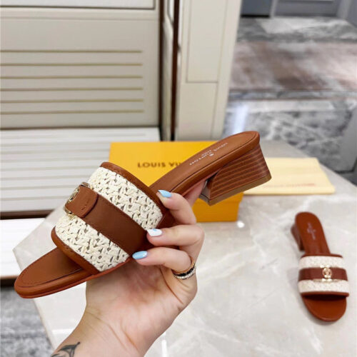 High Quality Luxury Louis Vuitton Chunky Heel Slippers – Style 60963 product detail