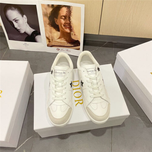 High Quality Luxury Dior Star Sneakers Low alternate view