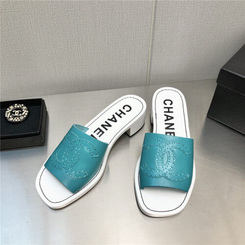 High Quality Luxury Chanel Straw Flip-Flops – Style 84006 alternate view
