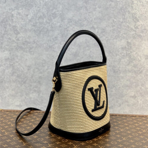 High Quality Luxury Louis Vuitton Knitted Raffia Bag product detail