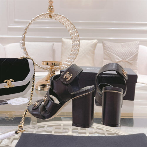 High Quality Luxury Chanel Early Spring Catwalk New Thick Heel Sandals – Style 50790 product detail