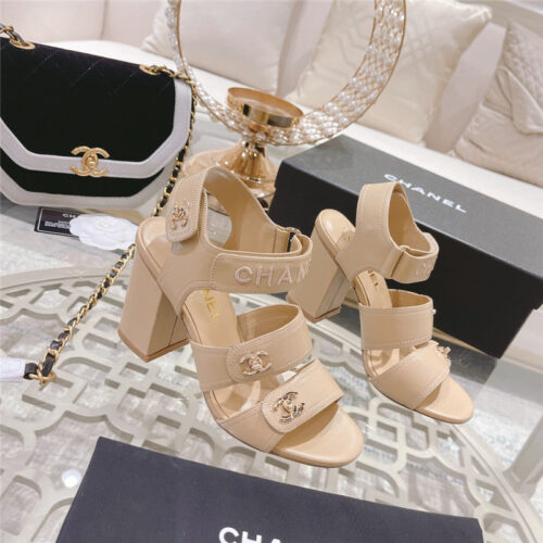 High Quality Luxury Chanel Early Spring Catwalk New Thick Heel Sandals