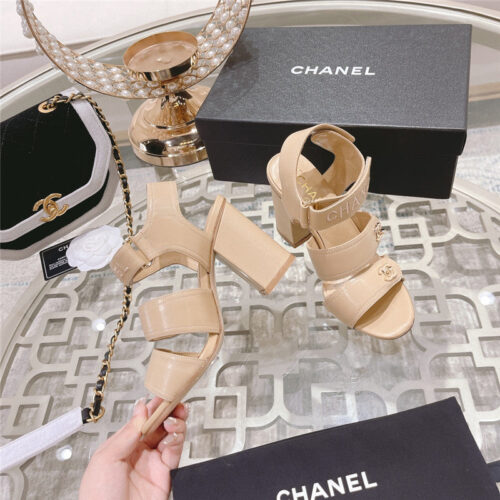 High Quality Luxury Chanel Early Spring Catwalk New Thick Heel Sandals product detail