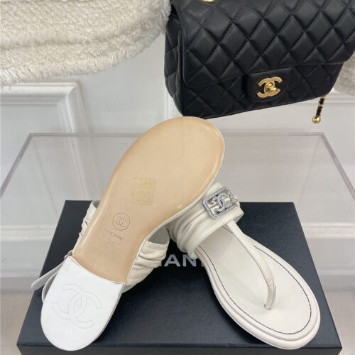 High Quality Luxury Chanel Flip Flop Cc Square Sandals – Style 91782 product detail
