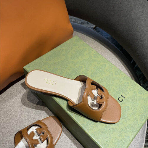 High Quality Luxury Gucci GG Flat Slippers – Style 63795 product detail