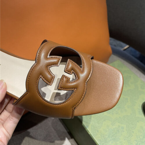 High Quality Luxury Gucci GG Flat Slippers – Style 63795 product detail