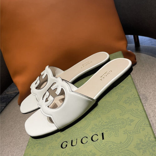High Quality Luxury Gucci GG Flat Slippers – Style 31027 alternate view