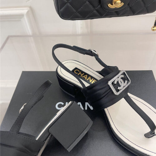 High Quality Luxury Chanel Clip-On Square Diamond Buckle Block Heel Sandals product detail
