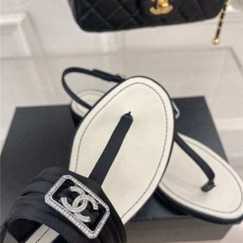 High Quality Luxury Chanel Clip-On Square Diamond Buckle Block Heel Sandals product detail