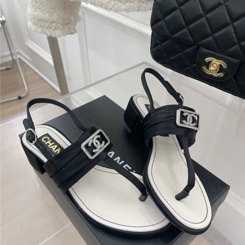 High Quality Luxury Chanel Clip-On Square Diamond Buckle Block Heel Sandals