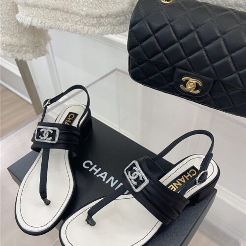 High Quality Luxury Chanel Clip-On Square Diamond Buckle Block Heel Sandals product detail