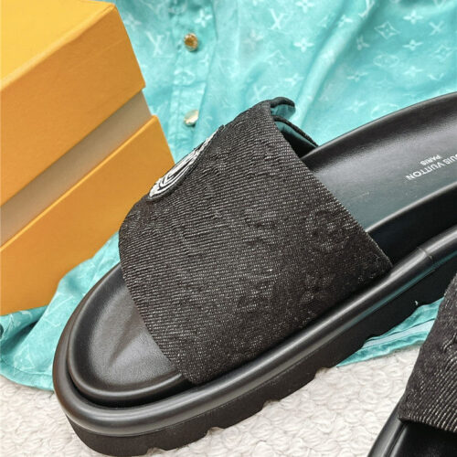 High Quality Luxury Louis Vuitton Denim Slippers product detail